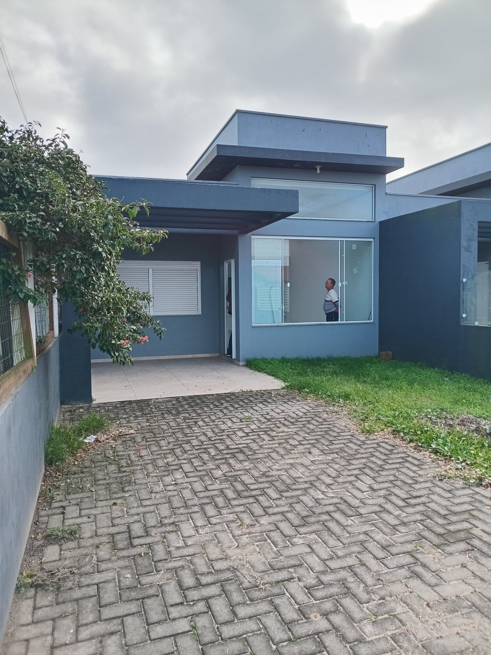 Casa geminada 2 dorm. 1 suíte